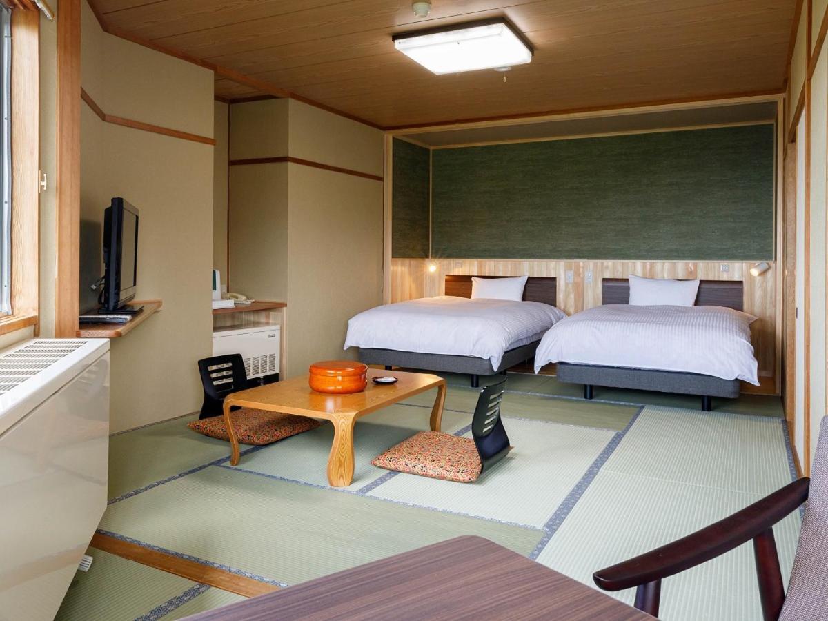 Hotel Iwasuge Yamanouchi  Eksteriør bilde