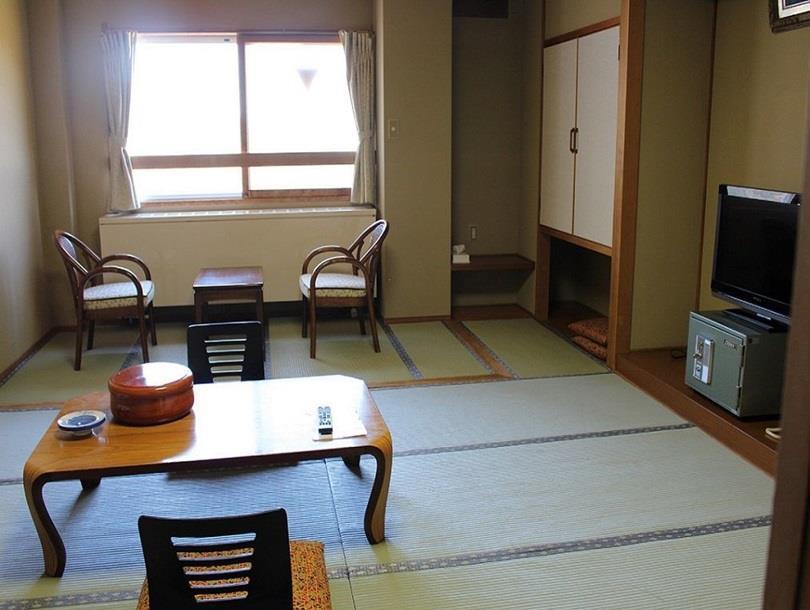 Hotel Iwasuge Yamanouchi  Eksteriør bilde